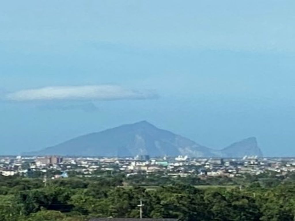 三星湯園遠眺龜山島